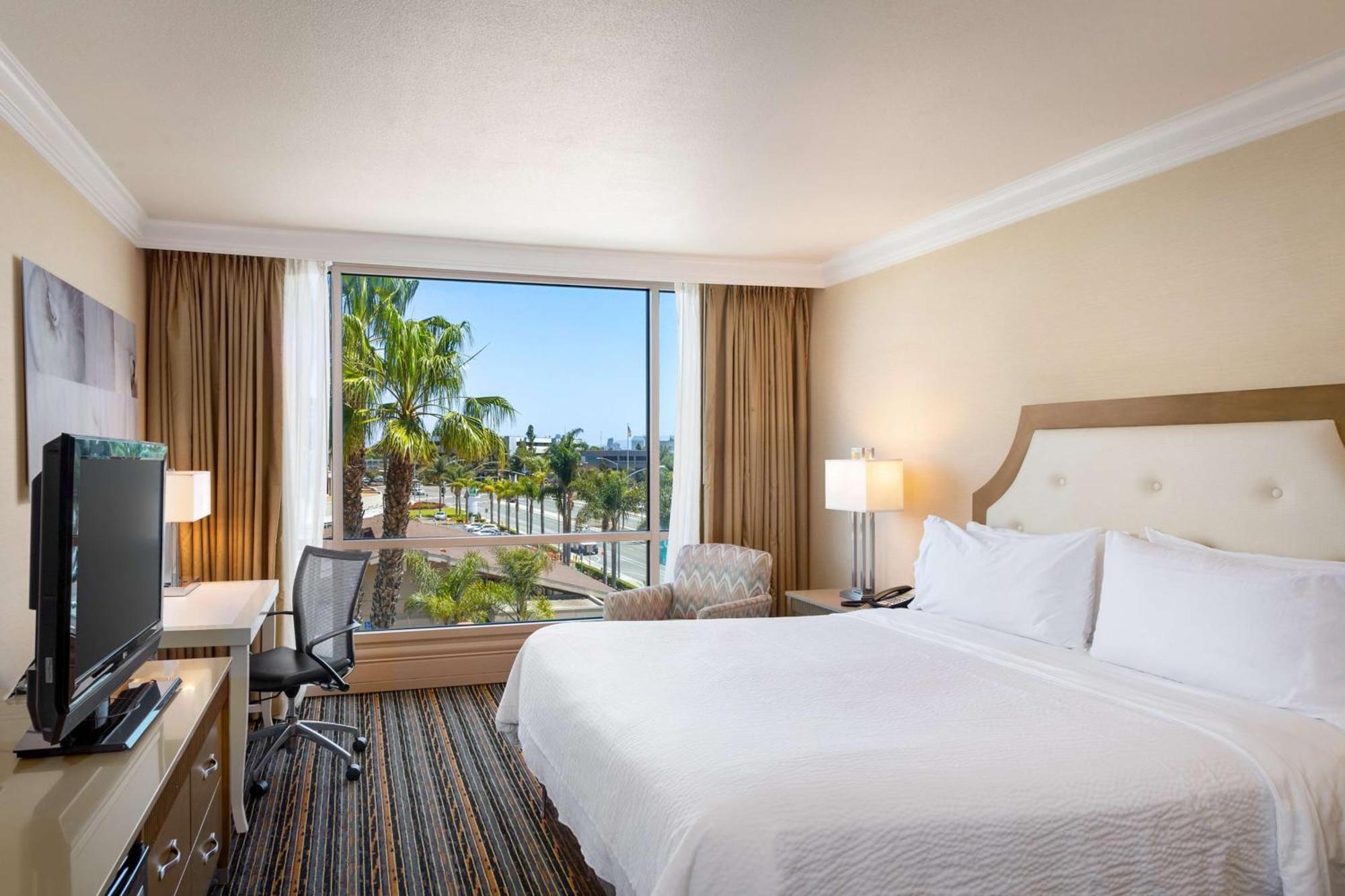 Doubletree By Hilton San Diego Bayside מראה חיצוני תמונה