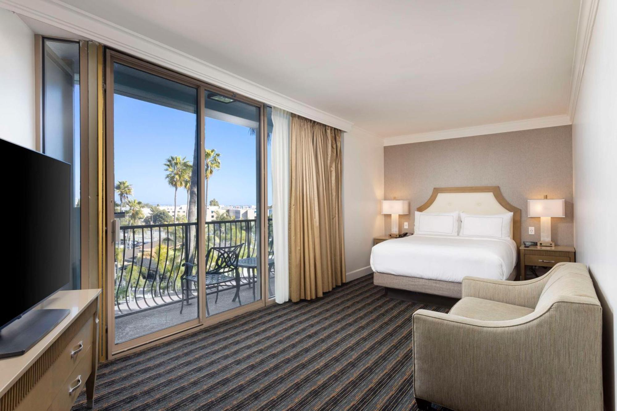 Doubletree By Hilton San Diego Bayside מראה חיצוני תמונה