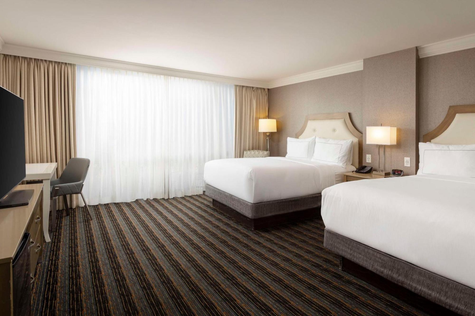 Doubletree By Hilton San Diego Bayside מראה חיצוני תמונה